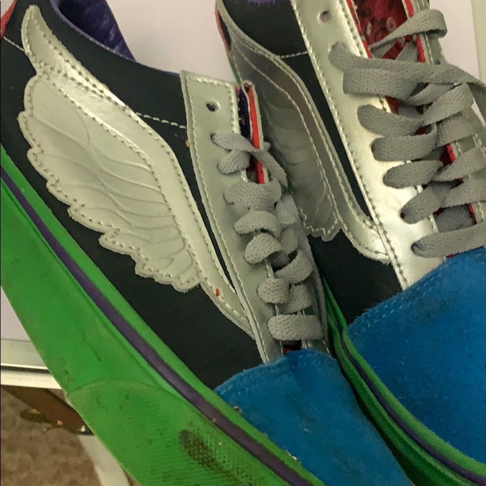Youth Vans - Picture 7 of 7